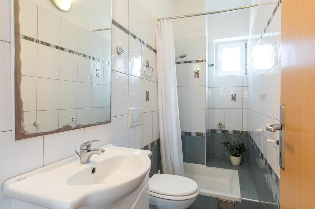 Apartment Cvijic Beige プナト エクステリア 写真